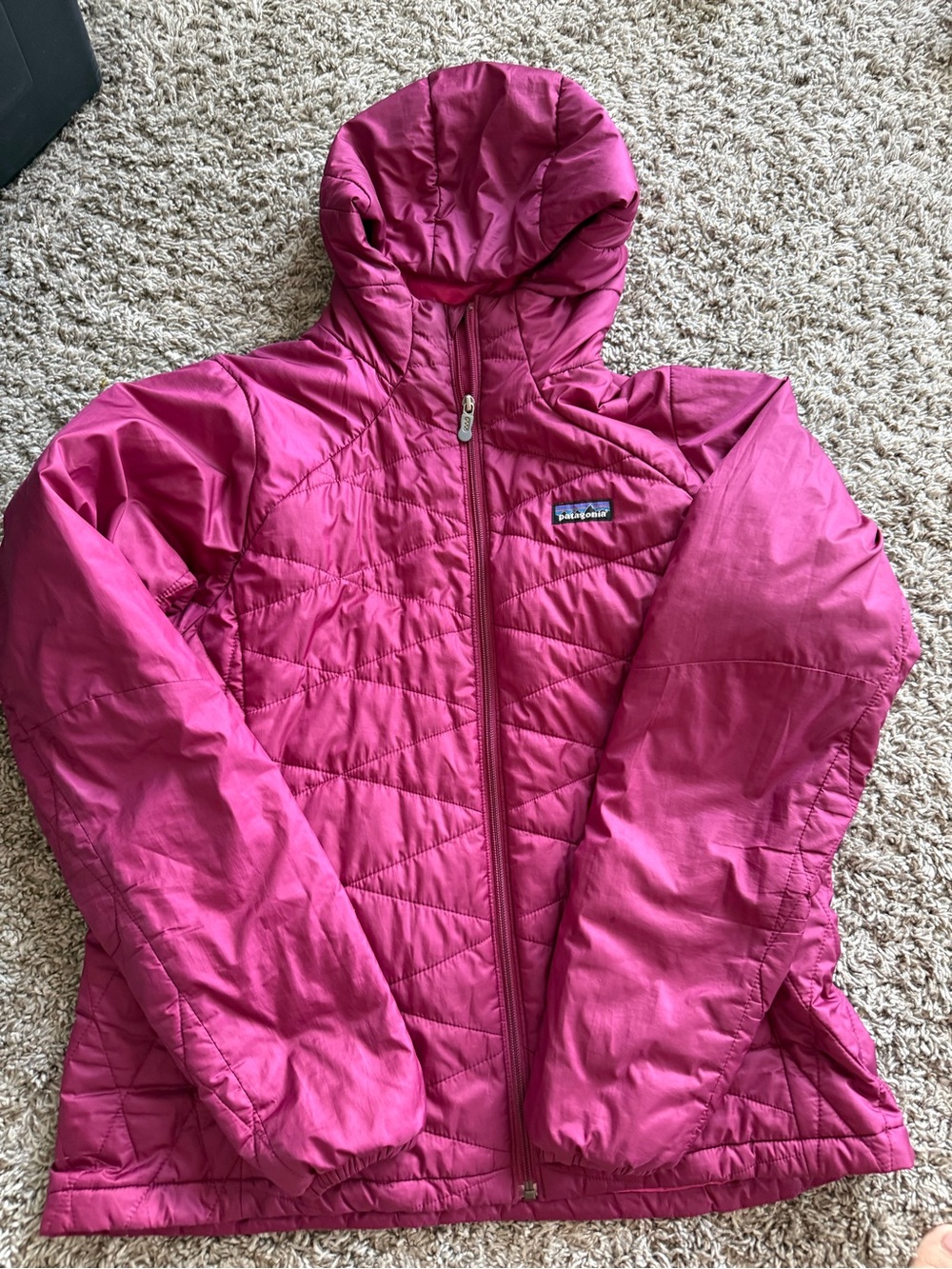 Patagonia Hooded Insulated Jacket - Magenta